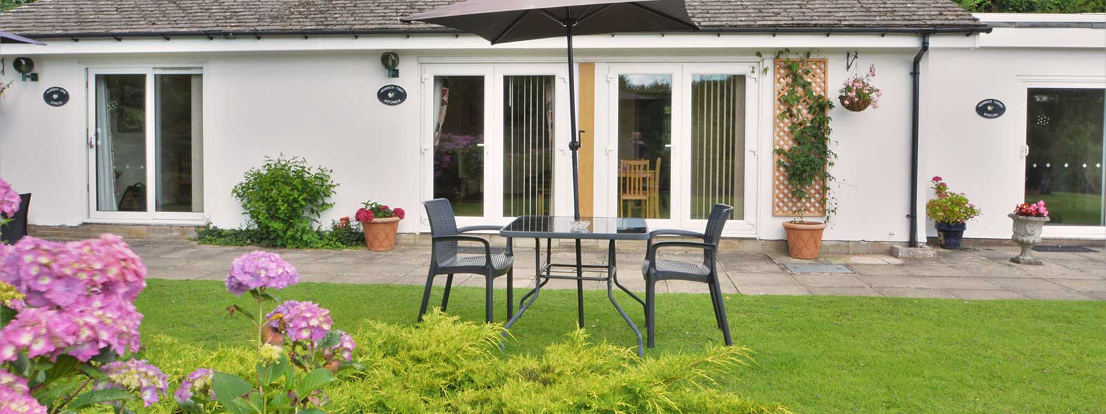  Paddocks Cottages self catering holidayat Symonds Yat. Japonica  cottage sleeps two people.