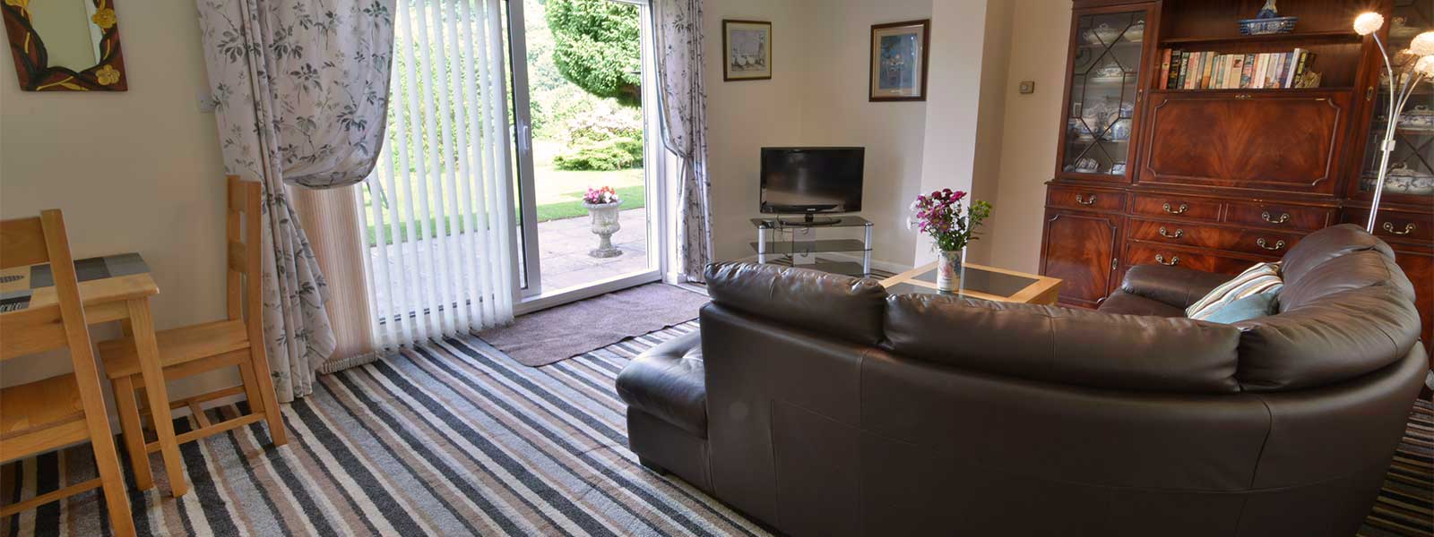Paddocks Cottages: Mimosa sleeps 2.  Self catering holidays in Symonds Yat in the Wye Valley 